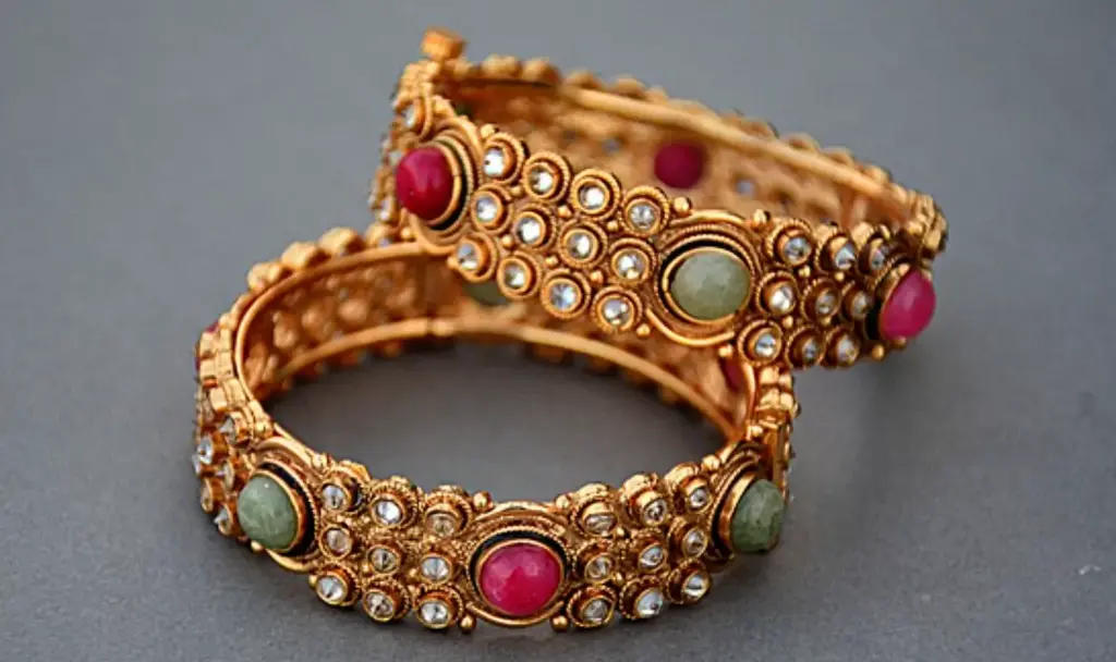 Bangles